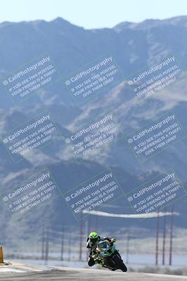 media/Jan-15-2026-Racers Edge (Thu) [[dfebeb70ab]]/3-B Group/Session 1 (Turns 9 and 8)/